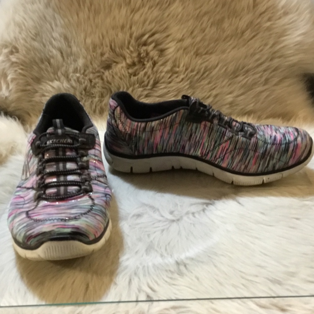 Skechers Women's Colorful Striped Sneakers